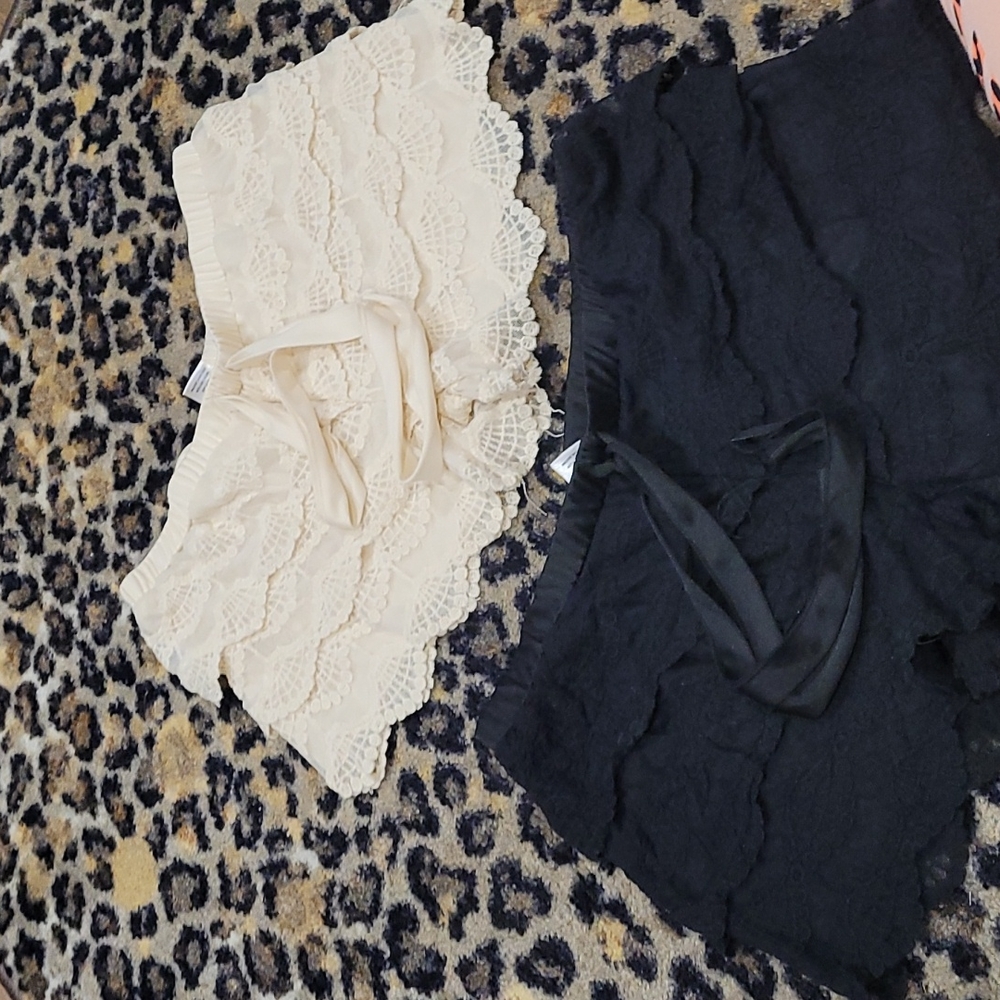 2 pairs juniors lace overlay shorts size small